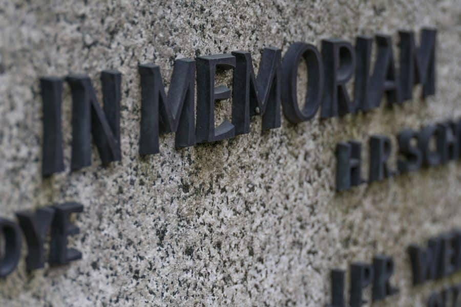 Heartfelt Headstone Quotes for Fathers